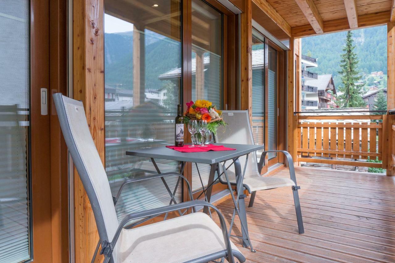 Meric Appartamento Zermatt Esterno foto